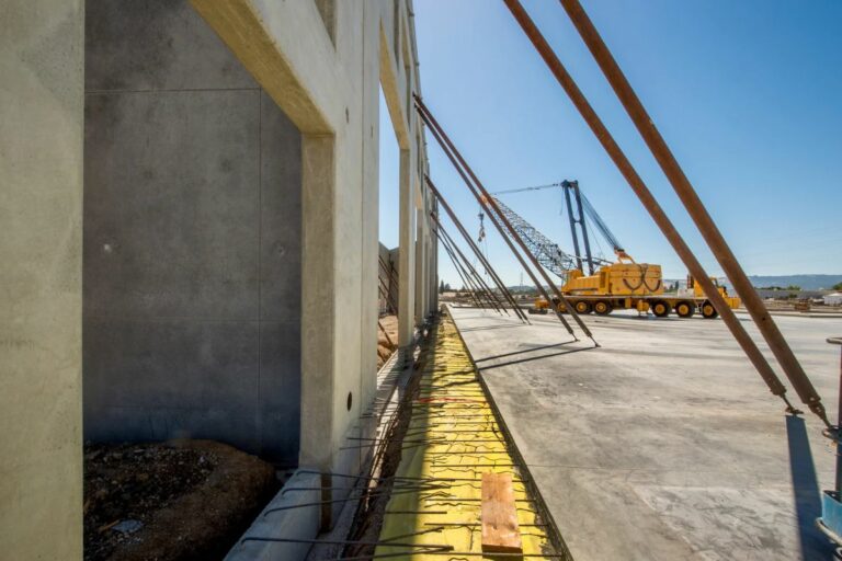 Braced concrete panel for Houston tilt wall construction